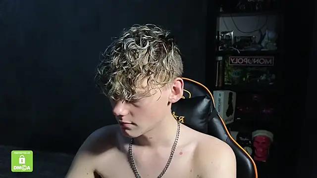 Keytaro live sex cam