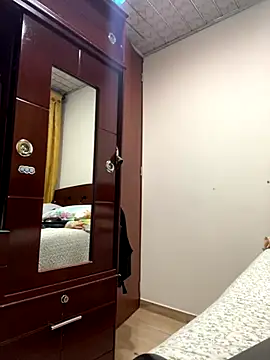 Saipadpuer30 live sex cam