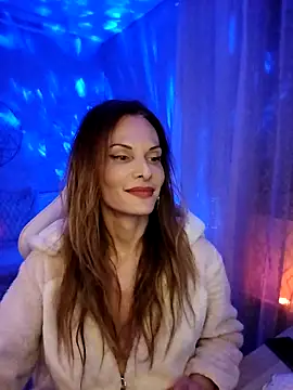 Luna_Kitanna live sex cam