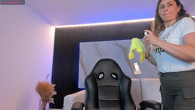 VenusCooper live sex cam