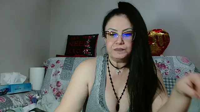 -__TSUNAMI__- live sex cam