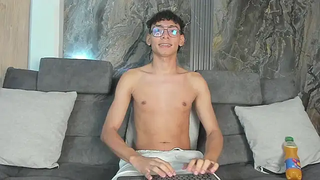 Daviid_laidd live sex cam