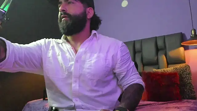 Lyon_vach live sex cam