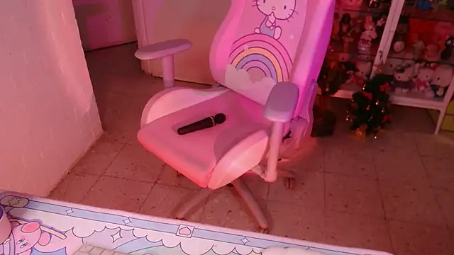 kaithra live sex cam