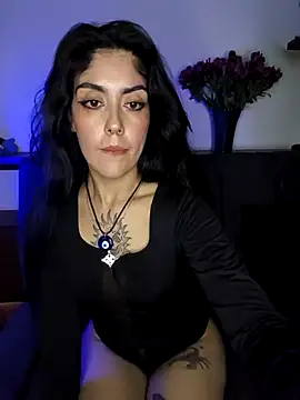 Mazikeen-- live sex cam