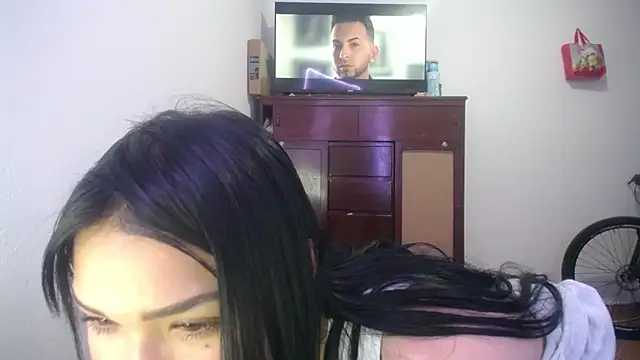 Sofii_cutee live sex cam