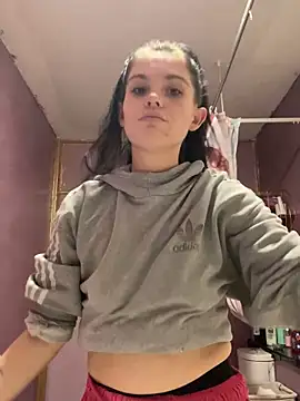 Camwithchlox live sex cam