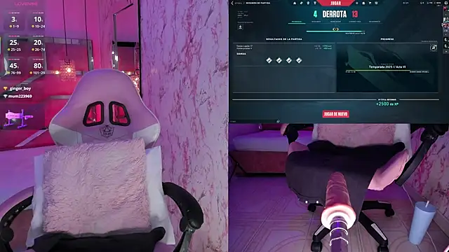 NovaLyn live sex cam