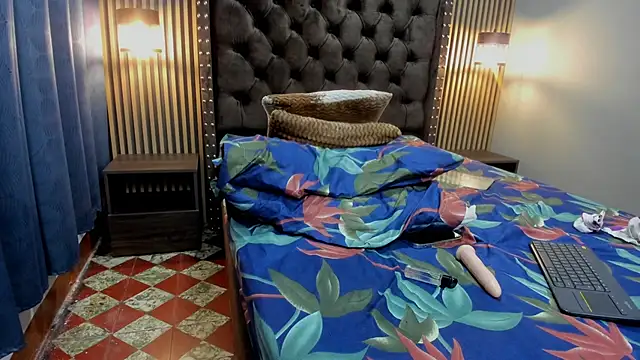 kaia_flame live sex cam