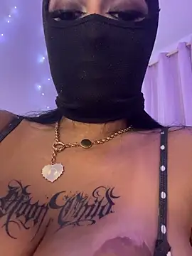 kamila_french live sex cam