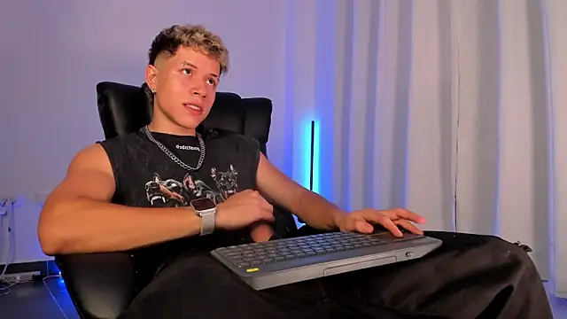 nathan_blake live sex cam