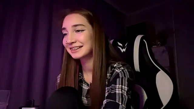 HollyPaw live sex cam