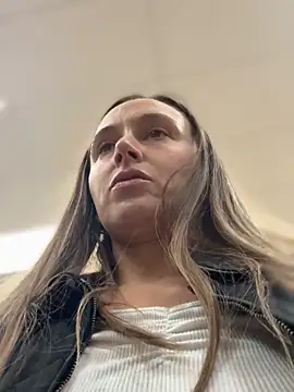 lunagirl13 live sex cam