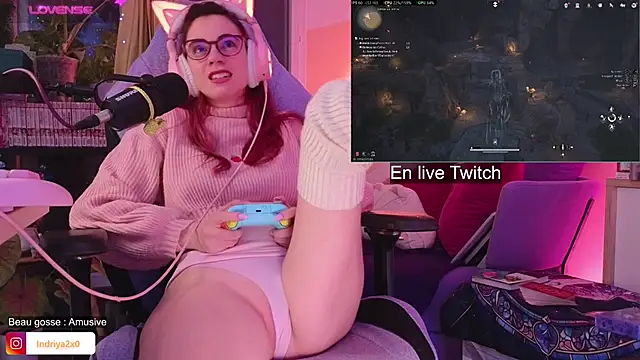 Indriya2x0 live sex cam