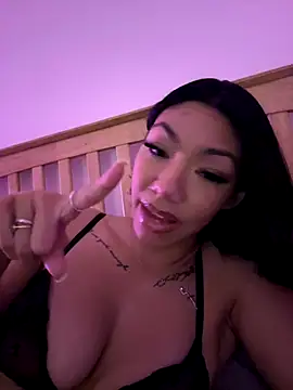 lightskinlatina live sex cam