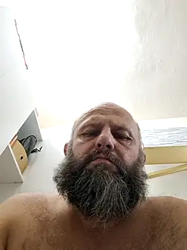 AlexandruCsaba live sex cam
