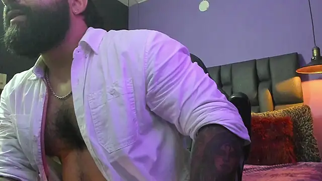 Lyon_vach live sex cam