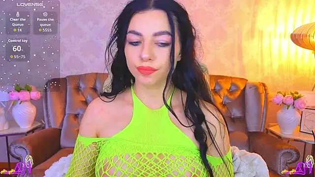 KitnissKiss live sex cam