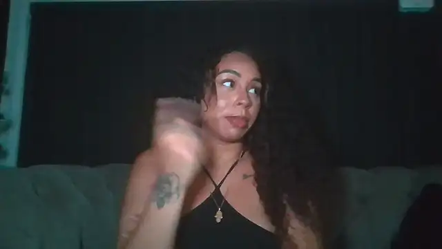 BigBootyJaydaxo live sex cam