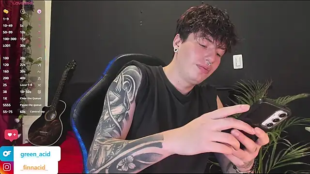 Green_acid01 live sex cam