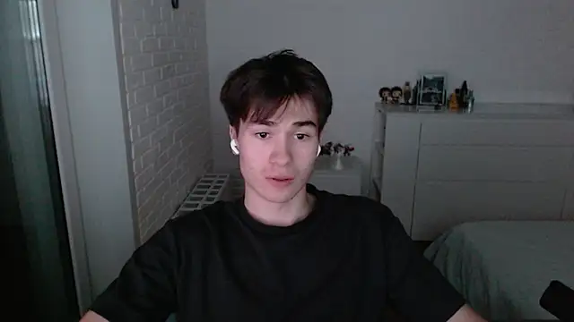 MarkusDean live sex cam