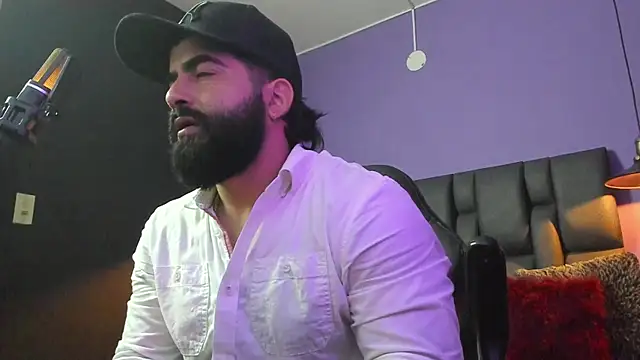 Lyon_vach live sex cam