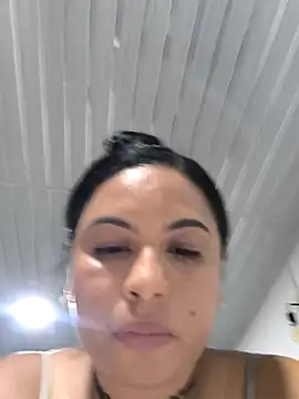 Francesca_ferrari live sex cam