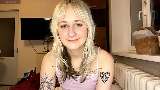 Ulemonala_Cute live sex cam