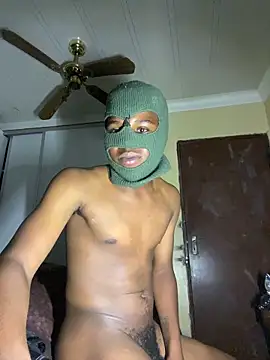 TriggaStar live sex cam