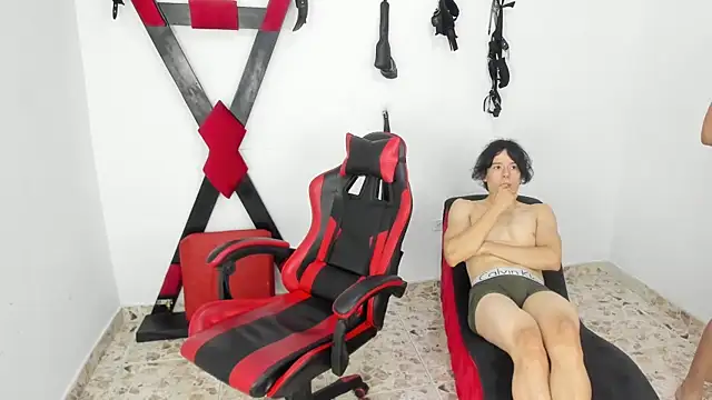 Harry_LatinBoy live sex cam