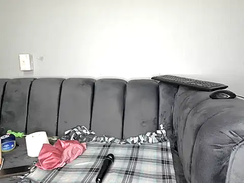 Pearl_00 live sex cam