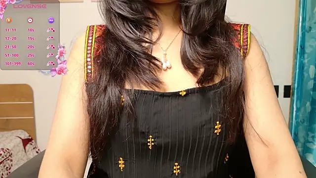 Aashvika live sex cam