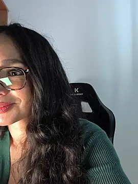 Naughty-Jessie live sex cam