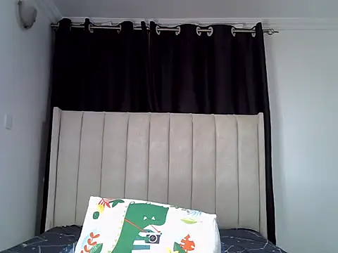 pretty_hearty live sex cam