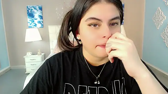 _Maddison_Ivanova_ live sex cam