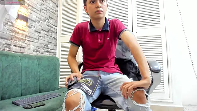 DamiBright live sex cam