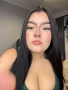VioletaMaddox live sex cam