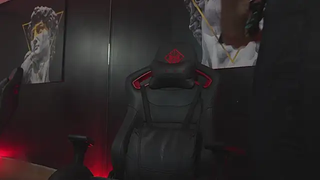 JacksonOlsenn live sex cam