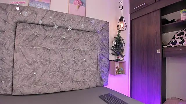 Seraphyne666 live sex cam