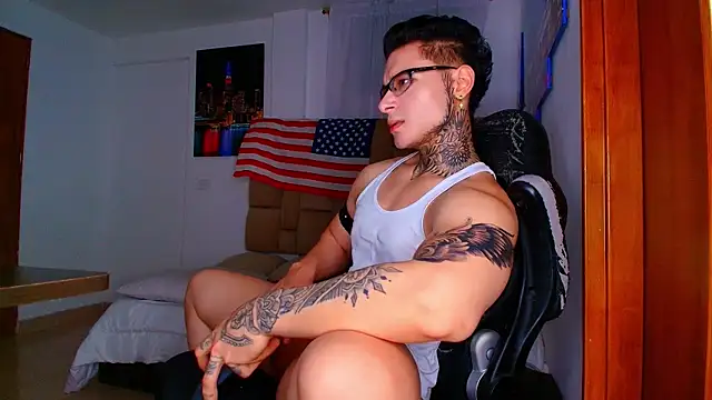 DennisWalkerr live sex cam