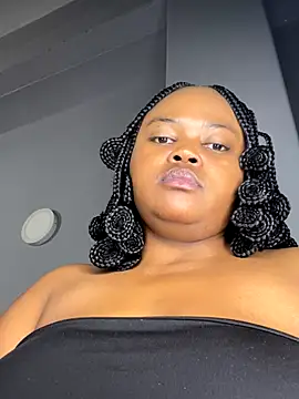 Curveysinaa live sex cam