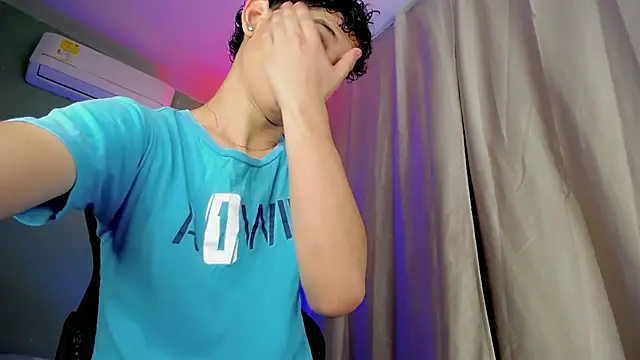 dilan_hott_ live sex cam