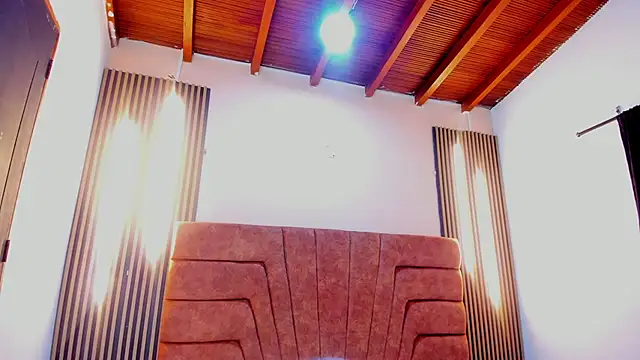 FYKMOR_1 live sex cam