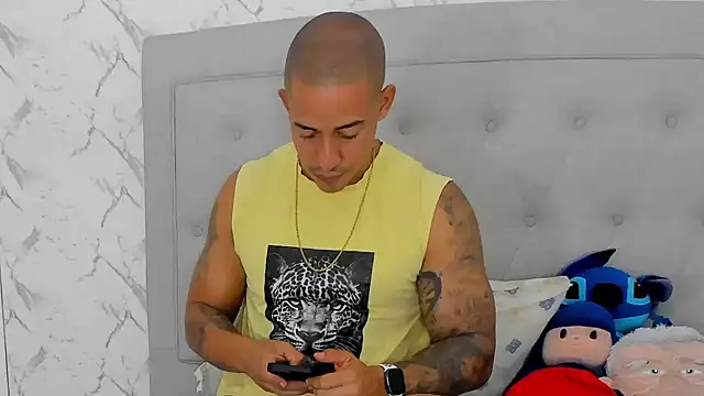 luigiferrara live sex cam