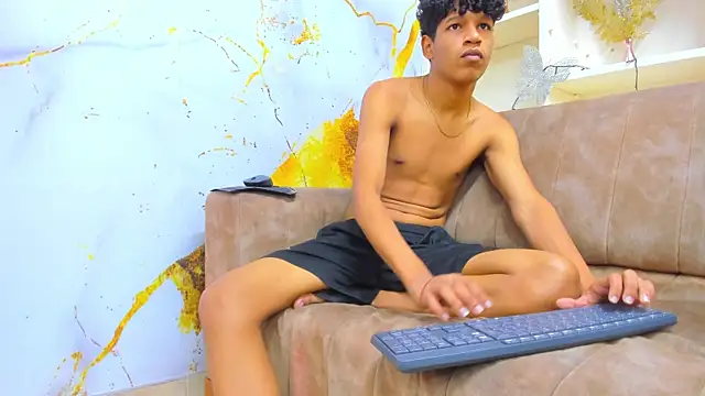 BvlgarVoyss live sex cam