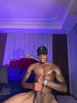 AaronCruz_ live sex cam