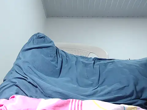 pamelabigcock69 live sex cam