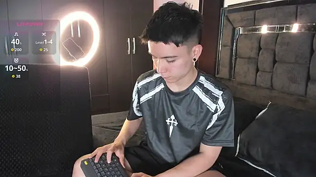 alanblack1 live sex cam