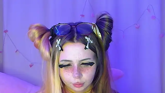 suemeow live sex cam