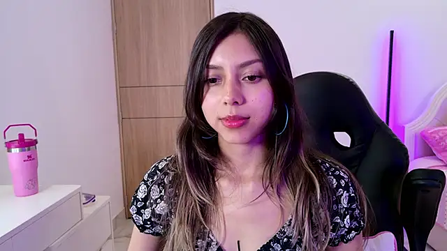 MissBecka_ live sex cam